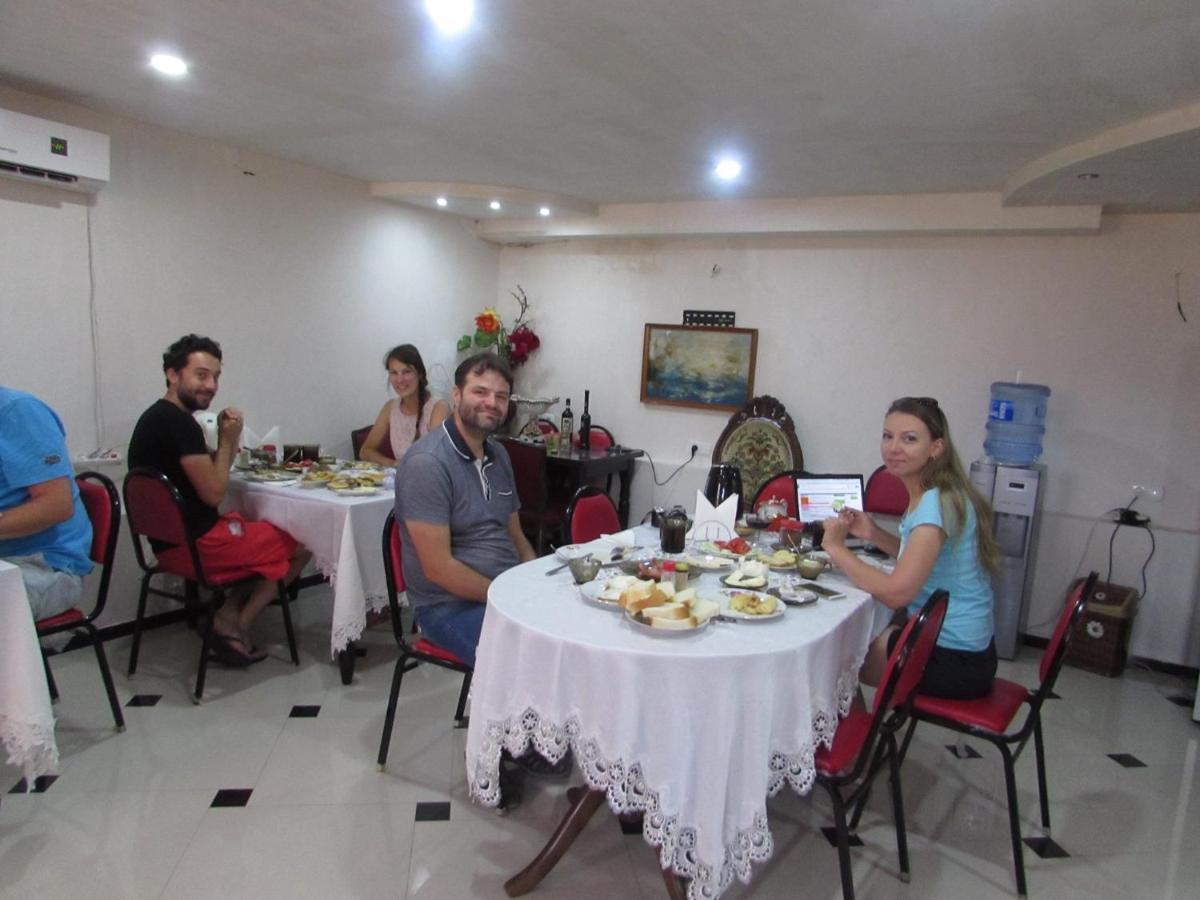 Guest House Nona Κουτάισι Εξωτερικό φωτογραφία