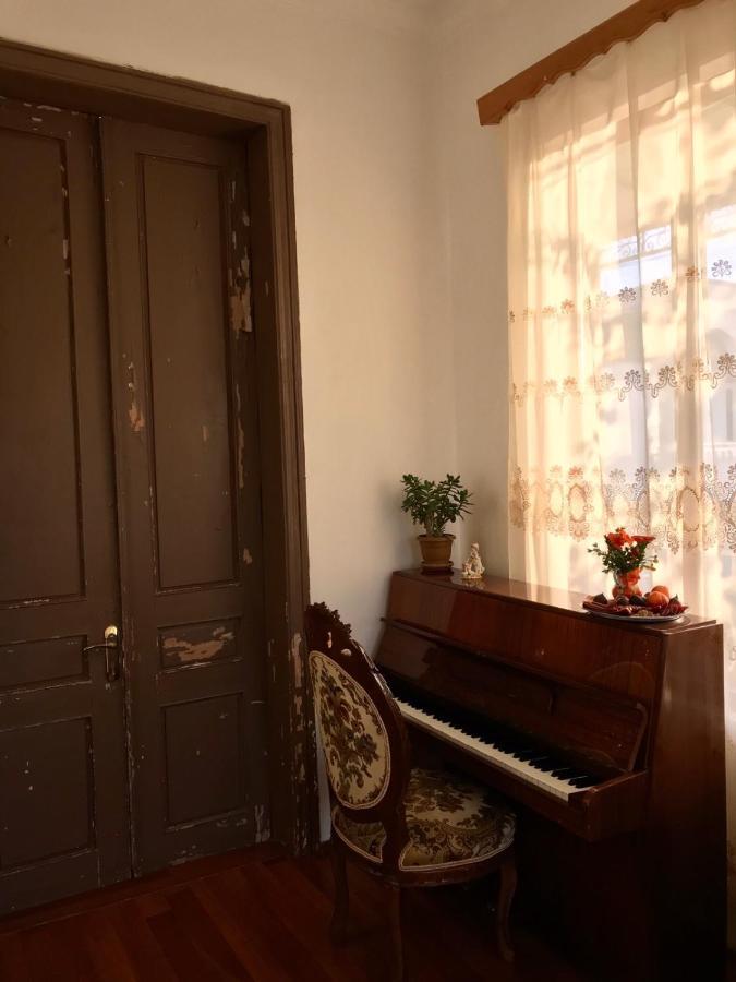 Guest House Nona Κουτάισι Εξωτερικό φωτογραφία