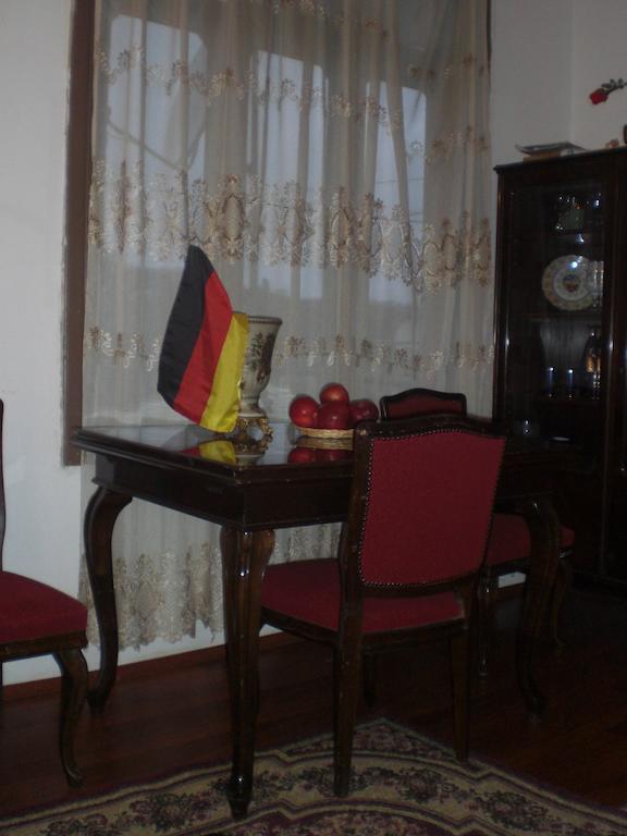Guest House Nona Κουτάισι Εξωτερικό φωτογραφία