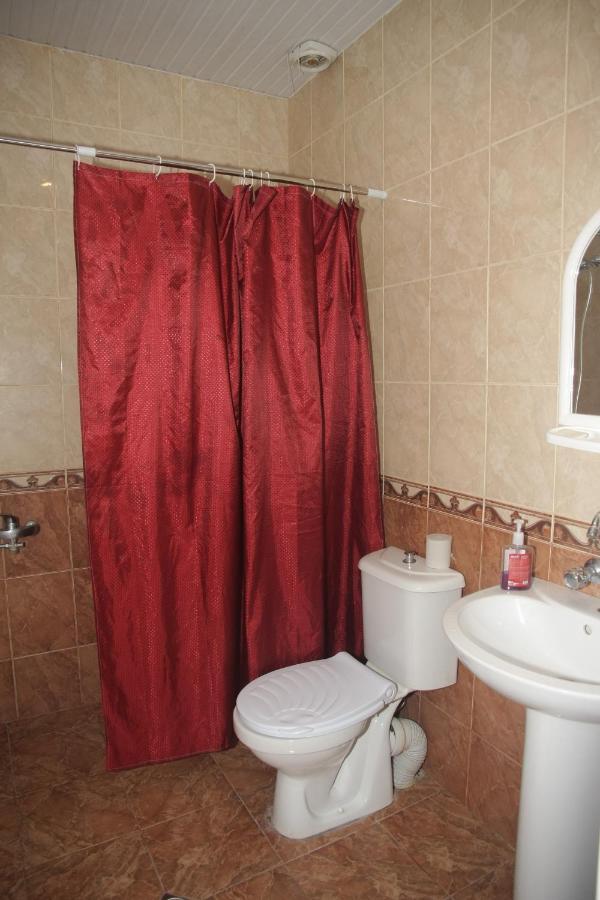 Guest House Nona Κουτάισι Εξωτερικό φωτογραφία